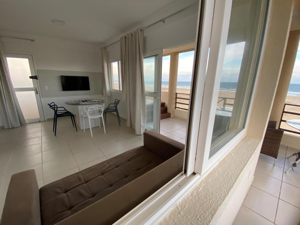 Beachfront Apt & Jacuzzi Taiba Exterior photo