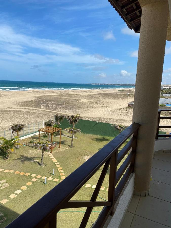 Beachfront Apt & Jacuzzi Taiba Exterior photo